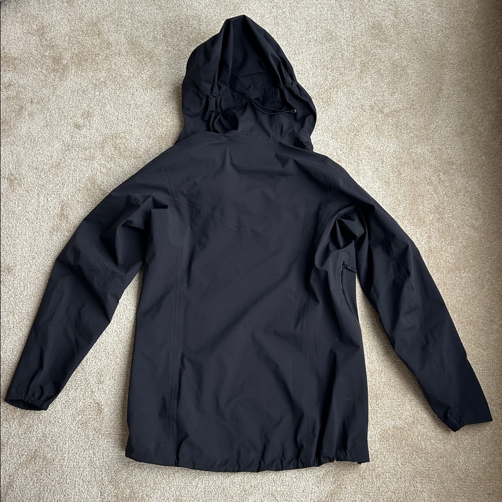 Arc'teryx Venda Anorak Black Hooded Rain Jacket WindBreaker size XS - Picture 3 of 7